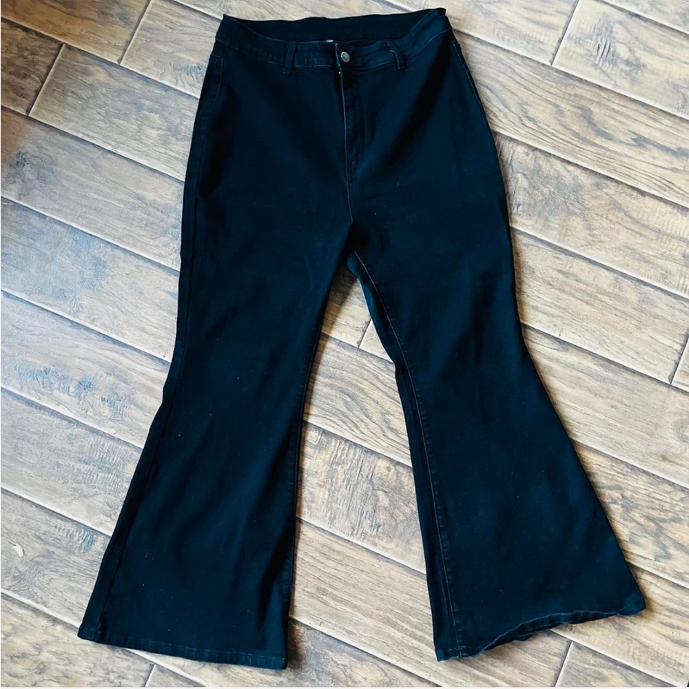 Cider Curve 1XL black flare jeans